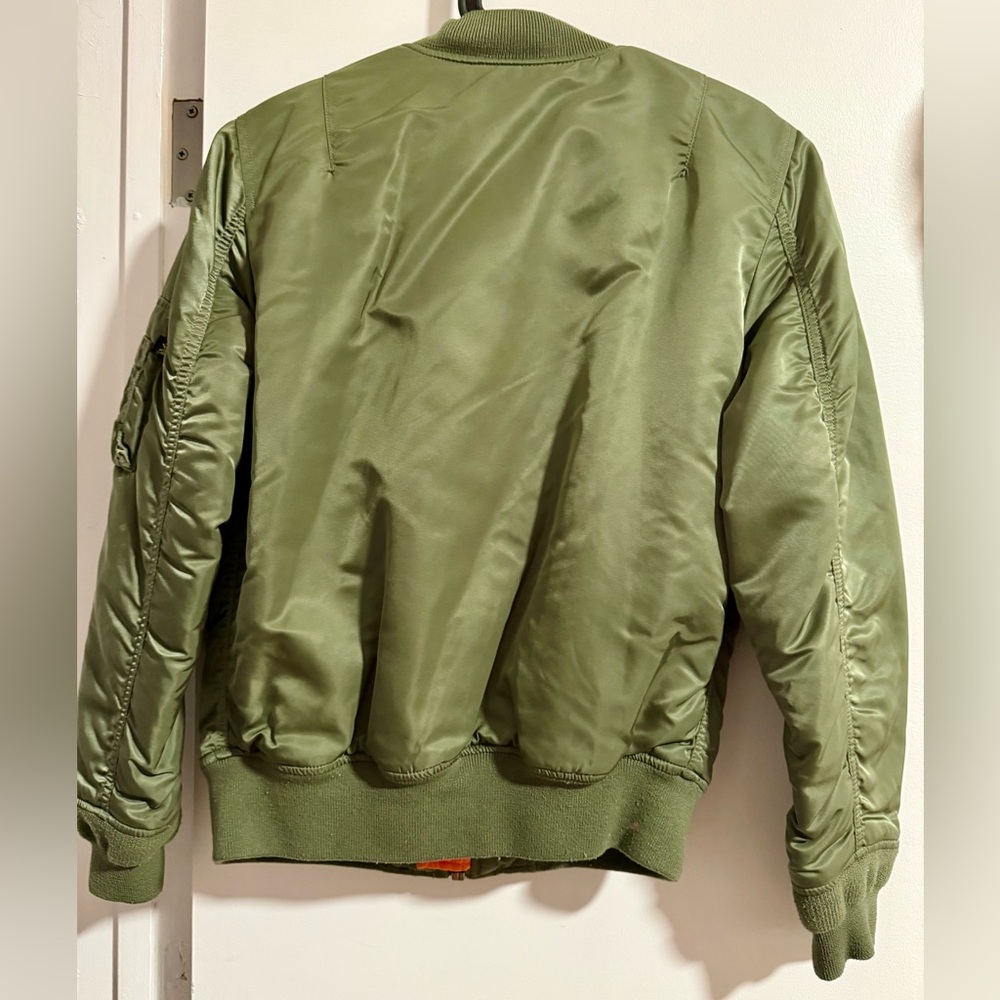 Alpha Industries Green Bomber Jacket - Picture 3 of 3
